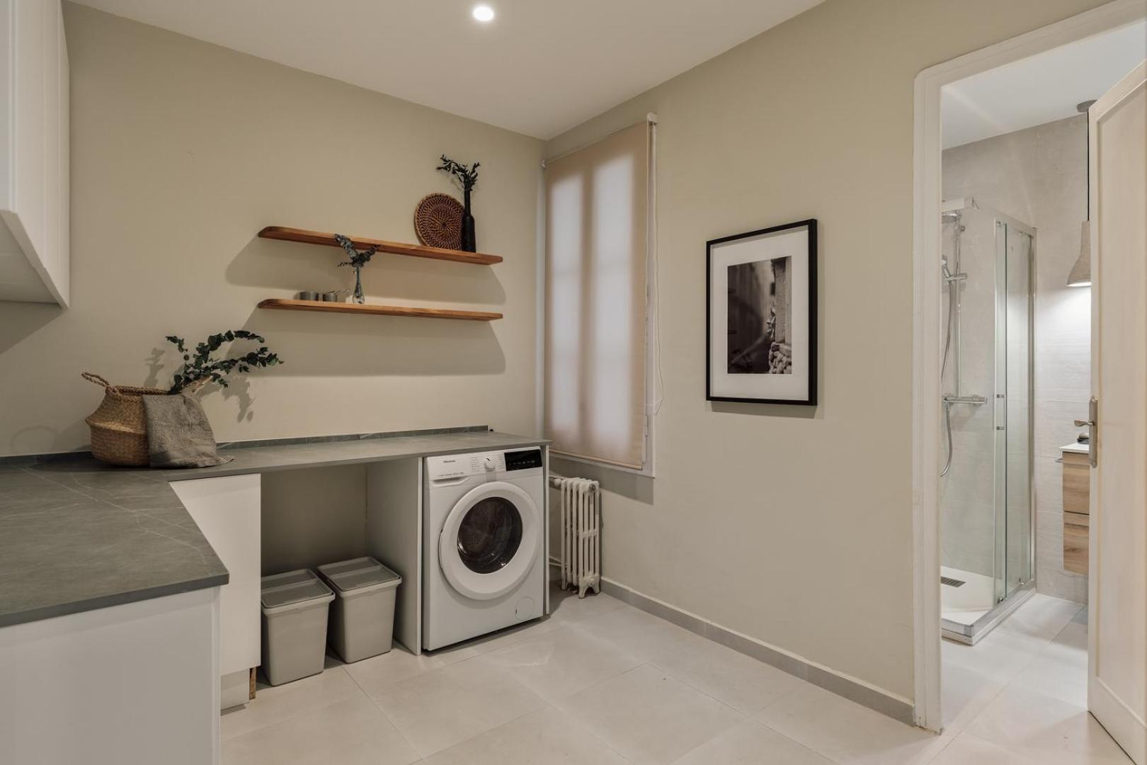 Cember - 3 Bedrooms And Patio In Sant Gervasi Apartment Barcelona