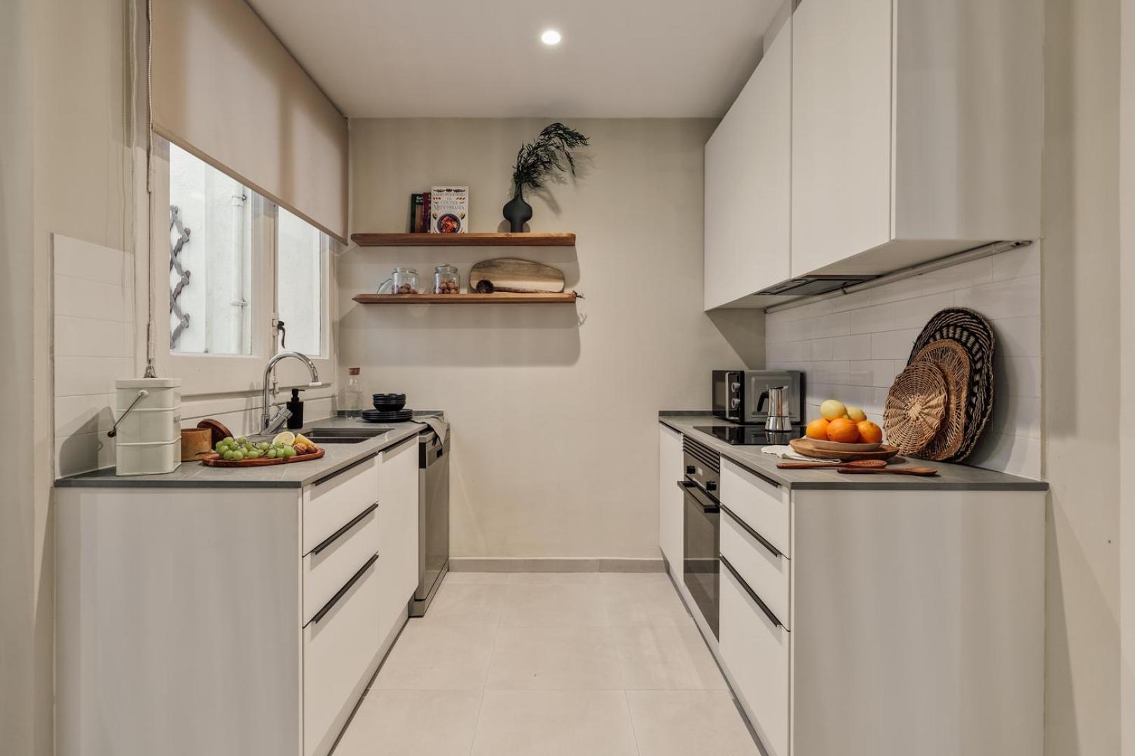 Apartment Cember - 3 Bedrooms And Patio In Sant Gervasi